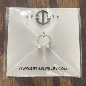 ERTH Gold Pearl Ring